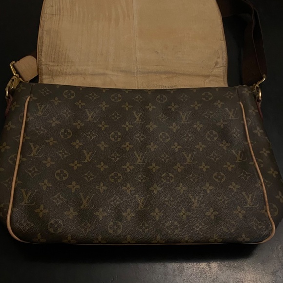 COPY- Louis Vuitton Monogram Abbesses Shoulder Bag M45257 - Picture 3 of 16
